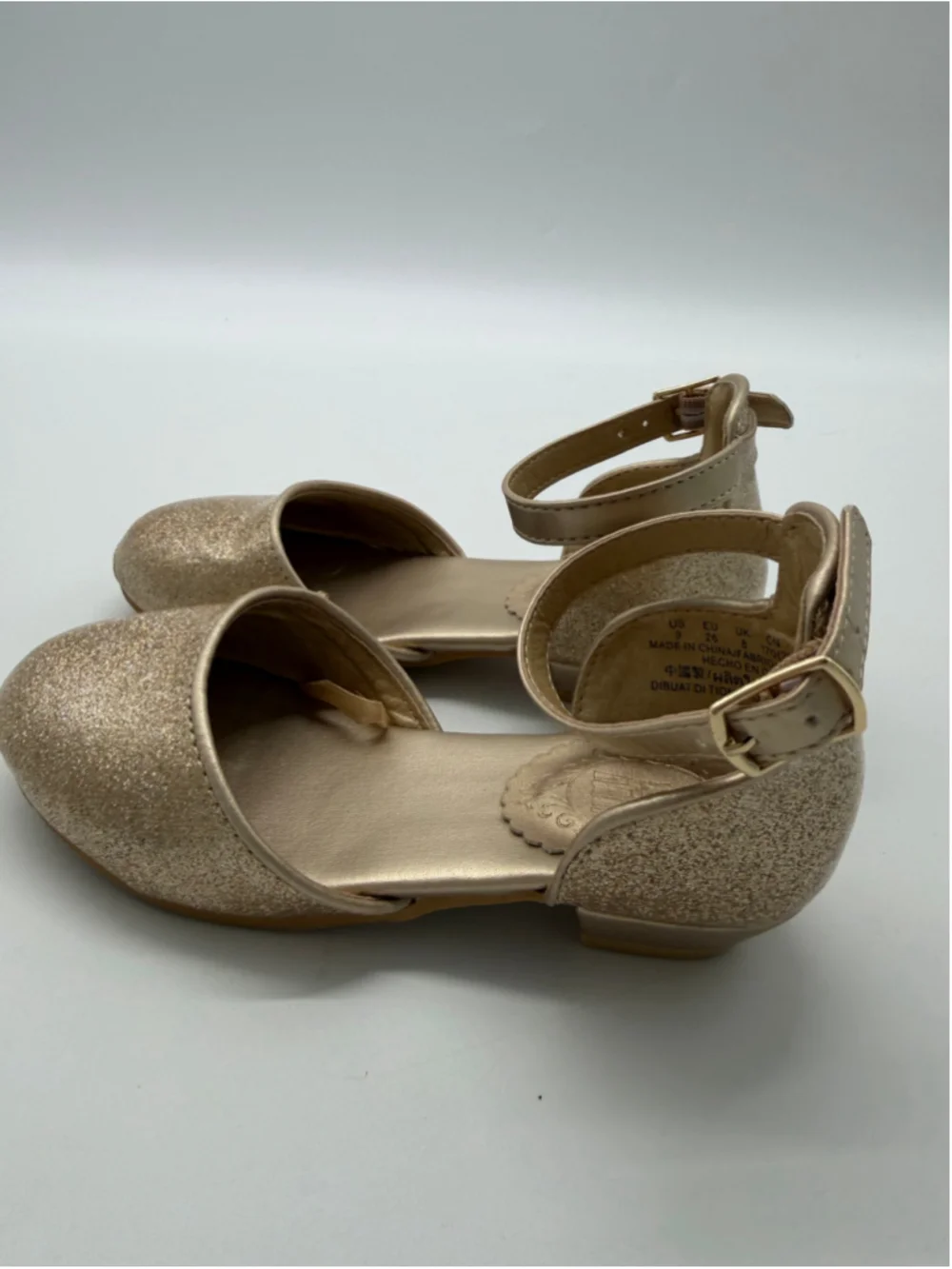 DISNEY Gold Sparkle Dress Shoe Size 9C